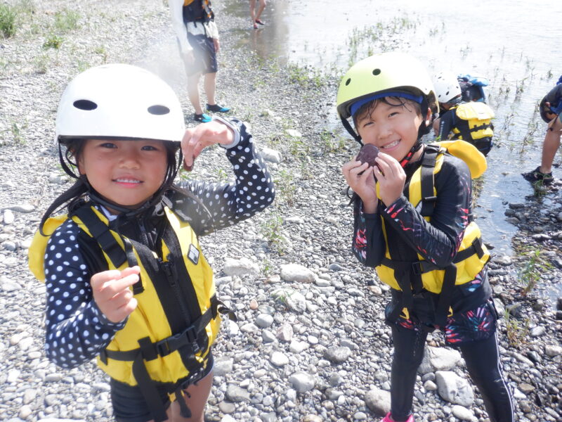 埼玉旅　埼玉でラフティング　寄居町で川遊び　サンブリンガー　ちびっ子ラフティング　ラフティング　四歳から出来るラフティング　４歳からご参加どうぞ