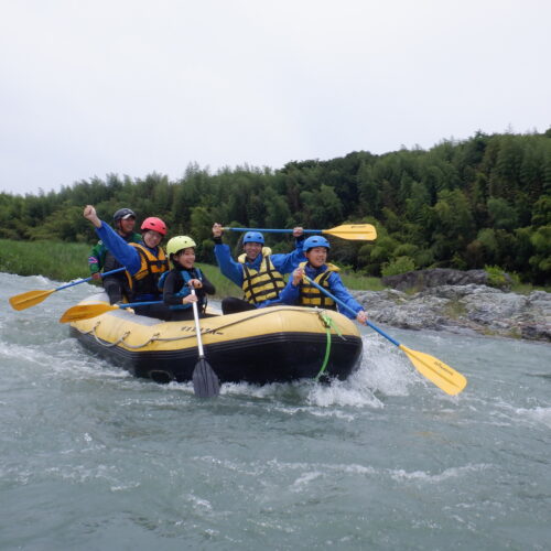 埼玉旅　川遊び　寄居でラフティング