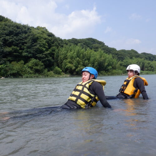 埼玉旅　寄居町で川遊び　パックラフティング　サンブリンガー