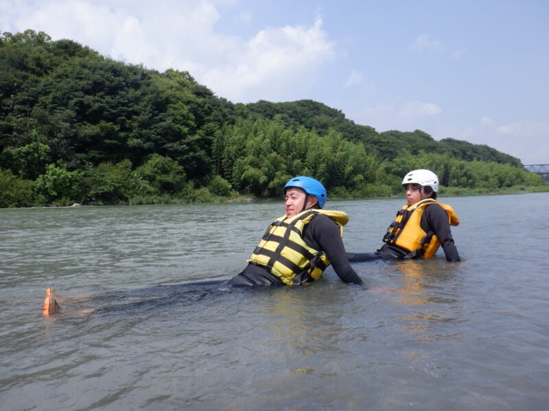 埼玉旅　寄居町で川遊び　パックラフティング　サンブリンガー