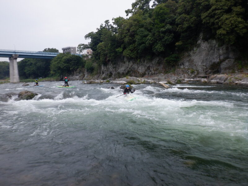 埼玉県寄居町でリバーアクティビティ開催中　SUPツアー