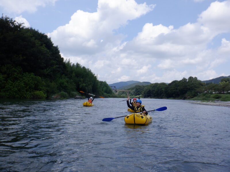 埼玉旅　寄居町で川遊び　パックラフト　パックラフトツアー　サンブリンガー